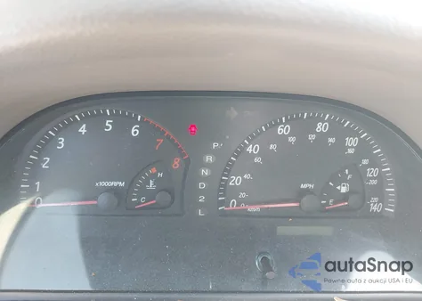 2002 Toyota Camry Le z USA, uszkodzony, nr VIN 4T1BE32K02U587544